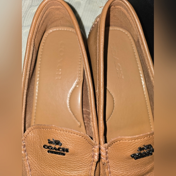 Coach Lock Up Loafers Tan Women's 8.5 - Picture 2 of 11